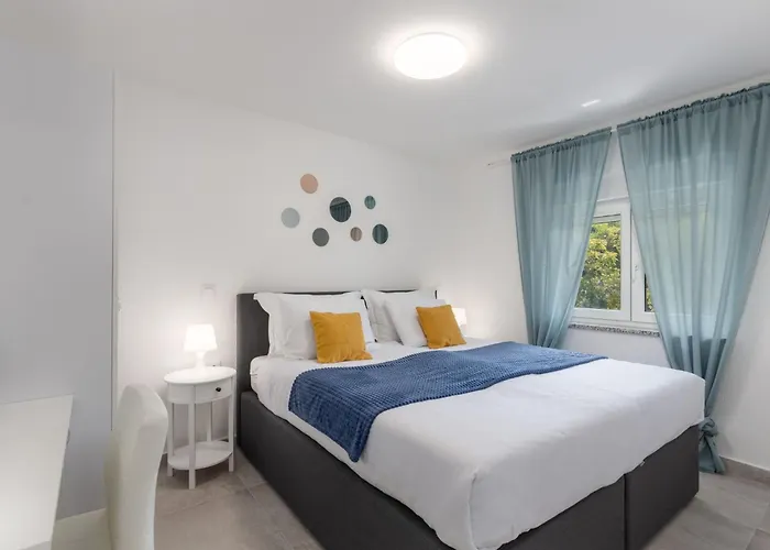 Modernes In Crikvenica Mit Gemeinschaftspool By Interhome Apartment *
