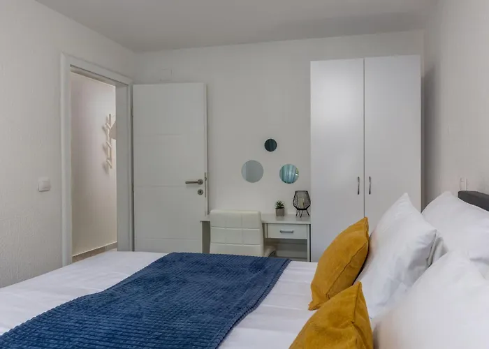 Apartment Modernes In Crikvenica Mit Gemeinschaftspool By Interhome