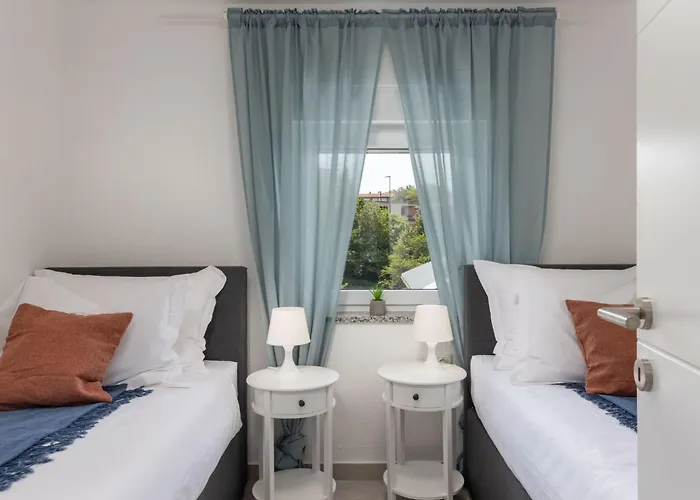 Apartment Modernes In Crikvenica Mit Gemeinschaftspool By Interhome *