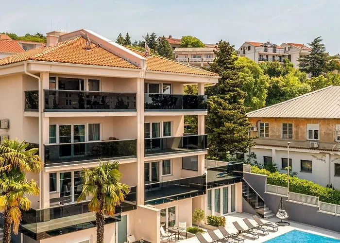 Modernes In Crikvenica Mit Gemeinschaftspool By Interhome تْسْغيكفانِتْسا