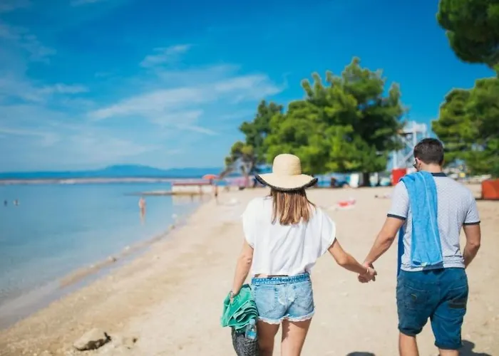 Modernes In Crikvenica Mit Gemeinschaftspool By Interhome * تْسْغيكفانِتْسا